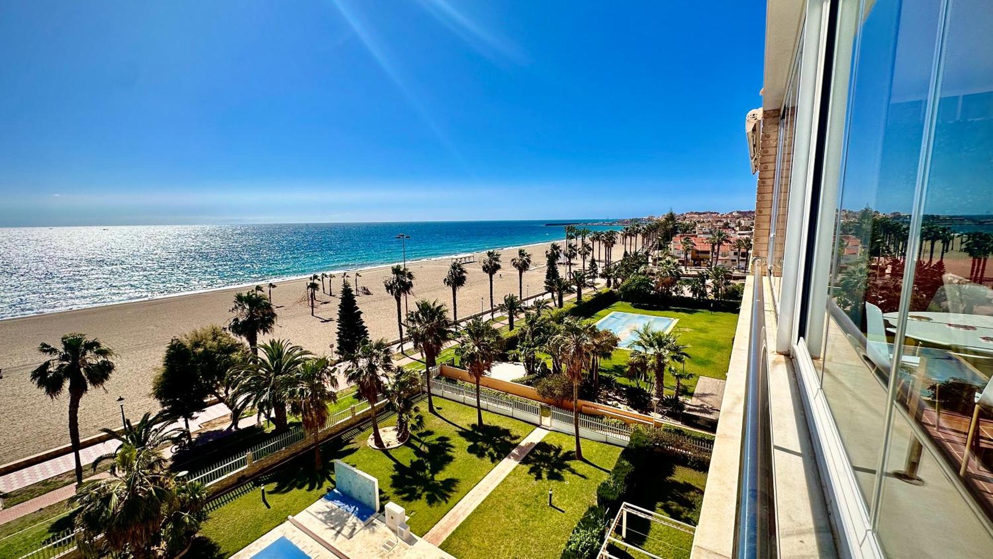 Vista Del Mar Residencial Apartment Roquetas de Mar Luaran gambar